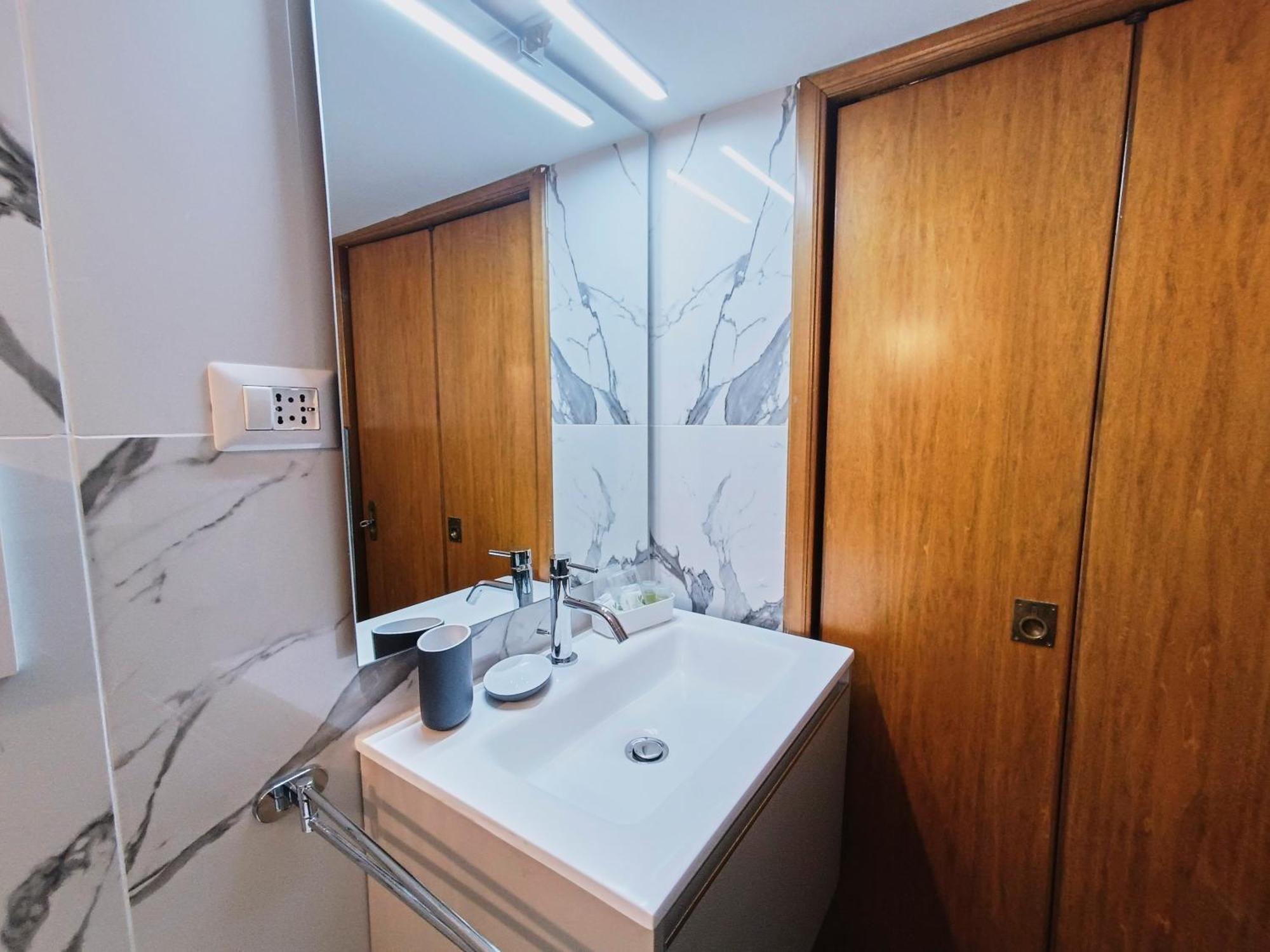 Mini Studio Con Balcone A Piazza Del Popolo Рим Екстериор снимка